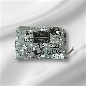 Disney Loungefly Wallet NWT